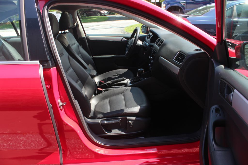 2014 Volkswagen Jetta Image 16