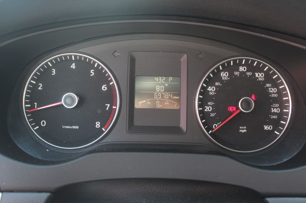 2014 Volkswagen Jetta Image 20