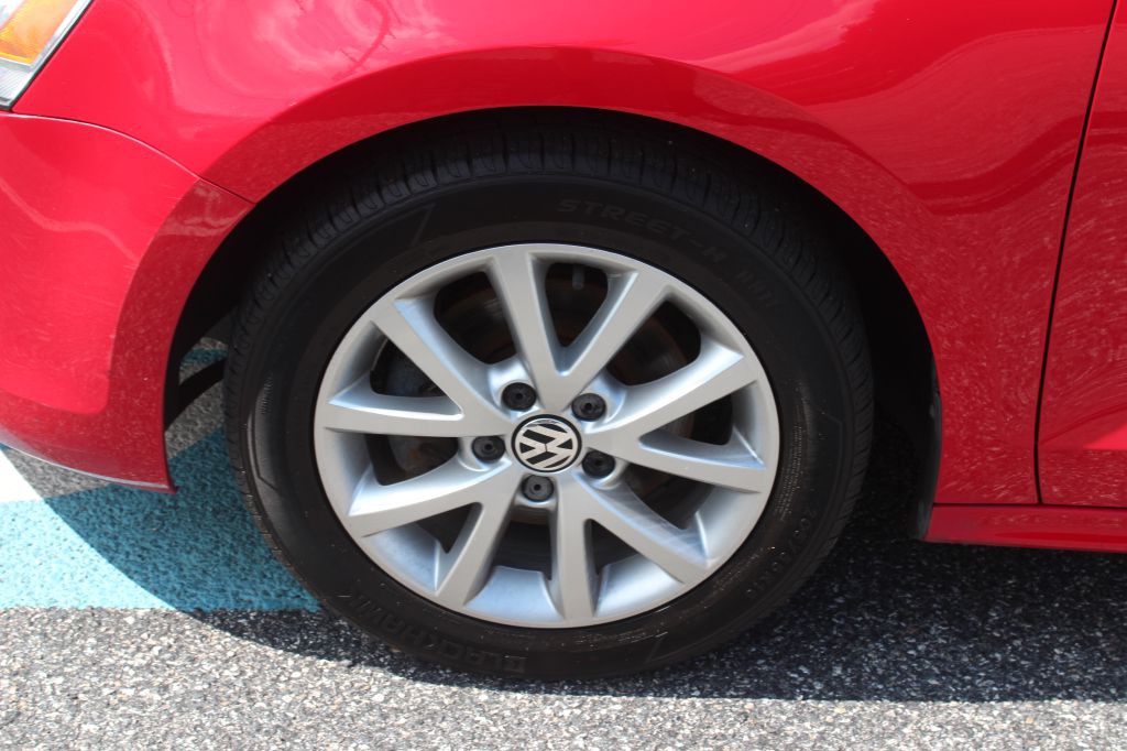 2014 Volkswagen Jetta Image 23