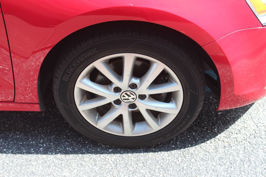 2014 Volkswagen Jetta Image 24