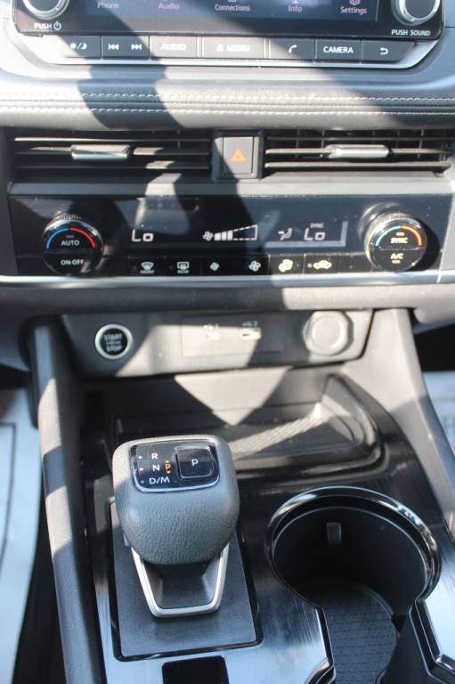 2023 Nissan Rogue Image 21
