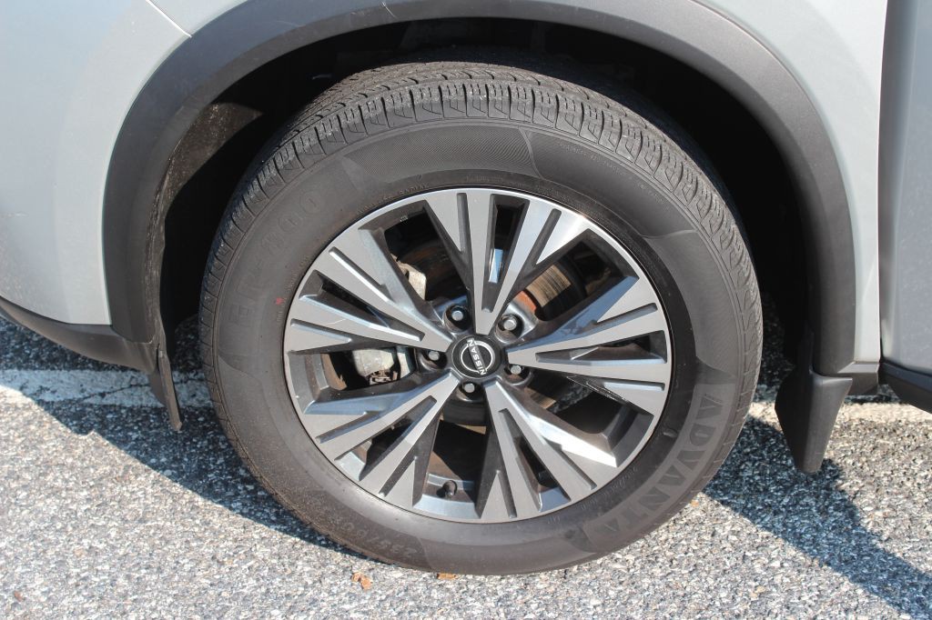 2023 Nissan Rogue Image 23