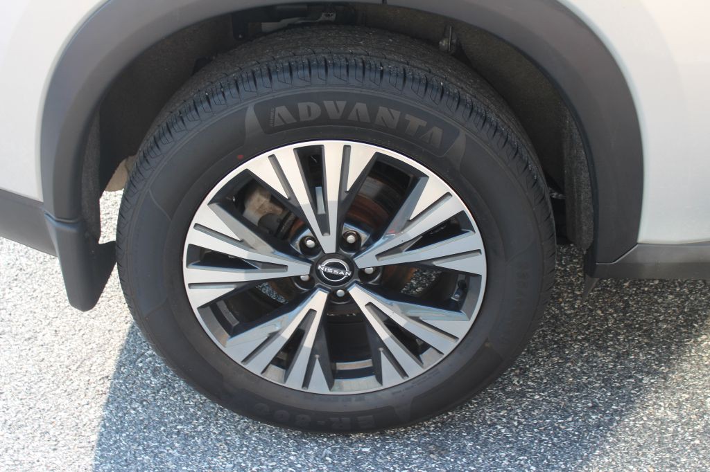 2023 Nissan Rogue Image 25