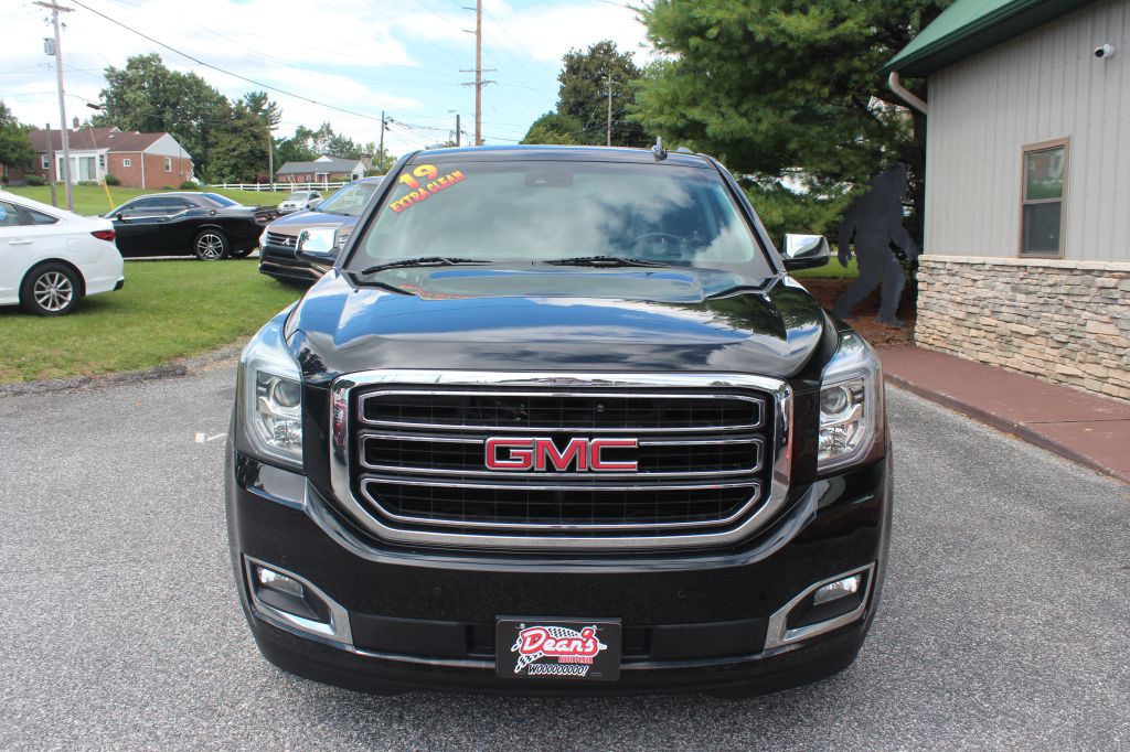 2019 GMC Yukon Image 2