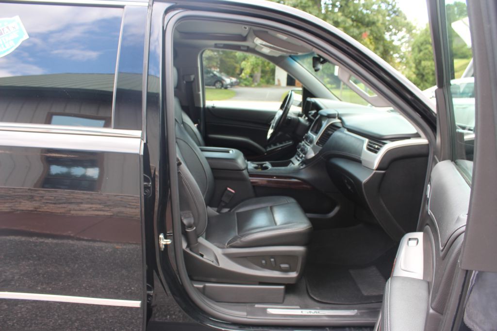 2019 GMC Yukon Image 16