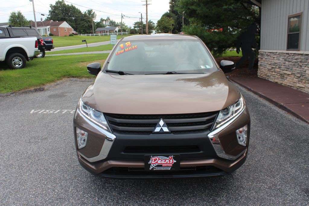 2018 Mitsubishi Eclipse Image 2