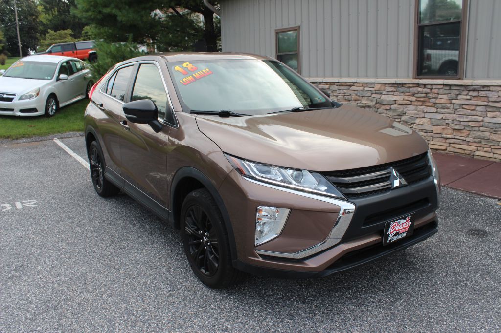 2018 Mitsubishi Eclipse Image 3
