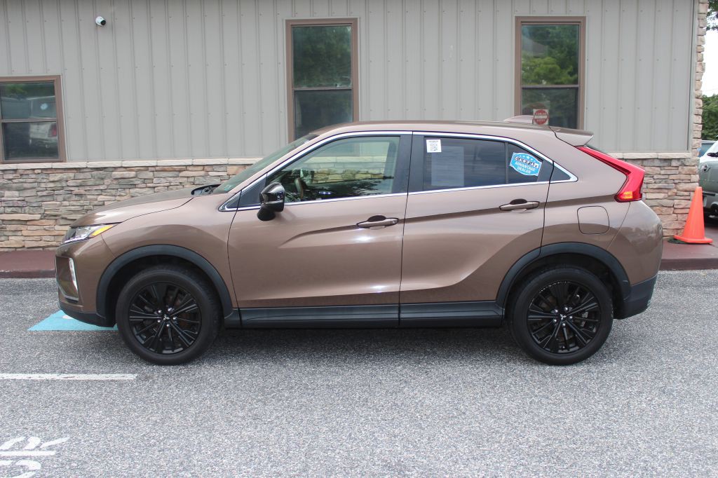2018 Mitsubishi Eclipse Image 8