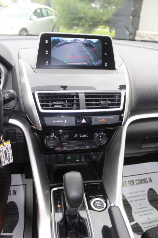 2018 Mitsubishi Eclipse Image 20