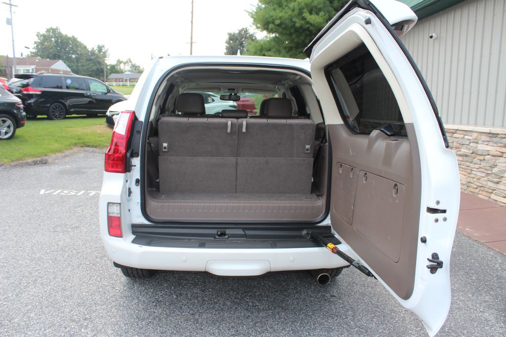 2013 Lexus GX Image 14