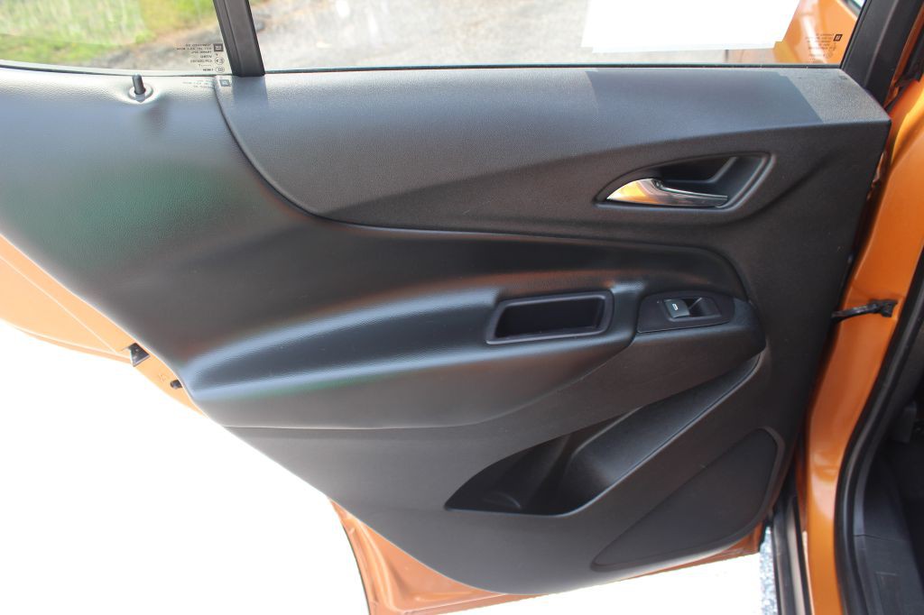 2018 Chevrolet Equinox Image 12