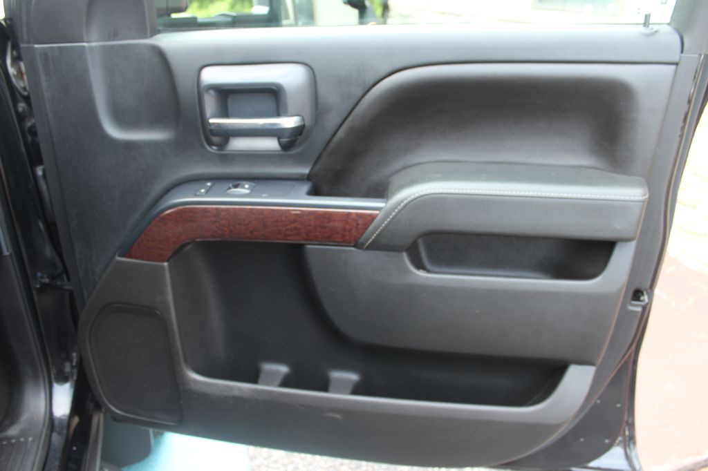 2016 GMC Sierra Image 17