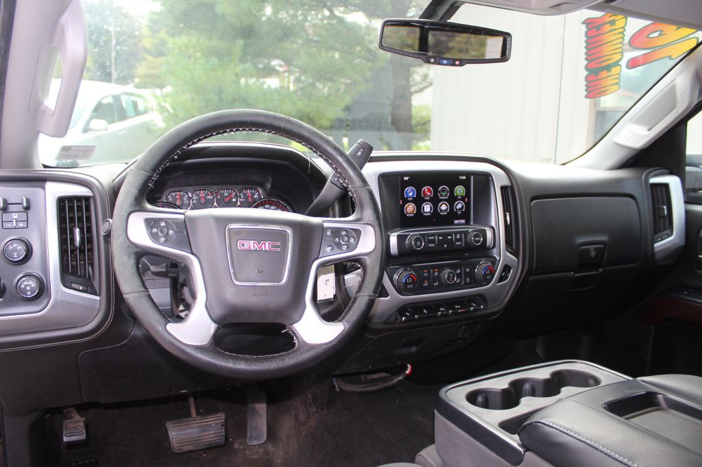 2016 GMC Sierra Image 18