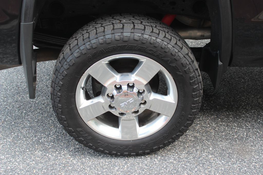 2016 GMC Sierra Image 24