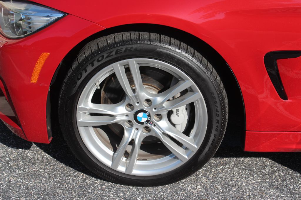 2015 BMW 4 Series Image 22