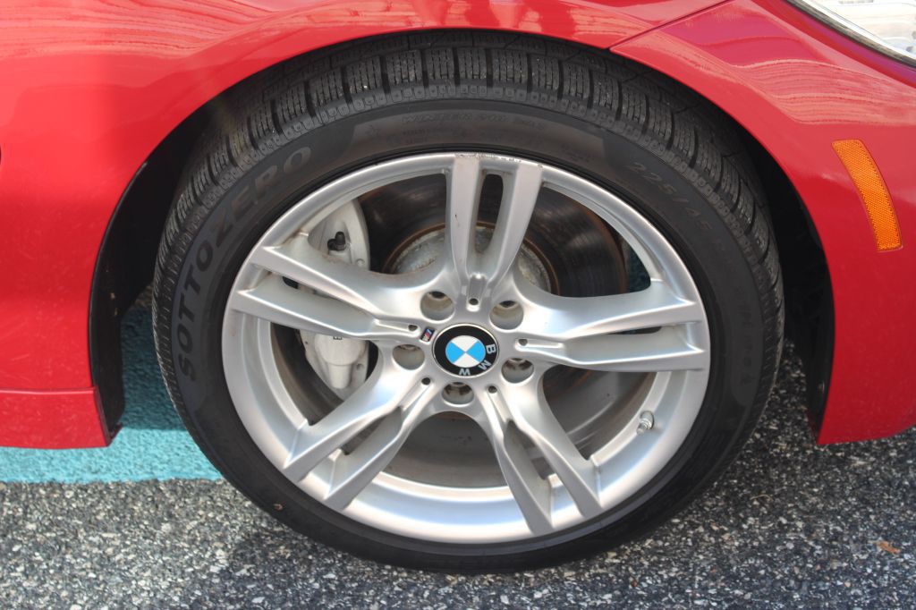 2015 BMW 4 Series Image 23