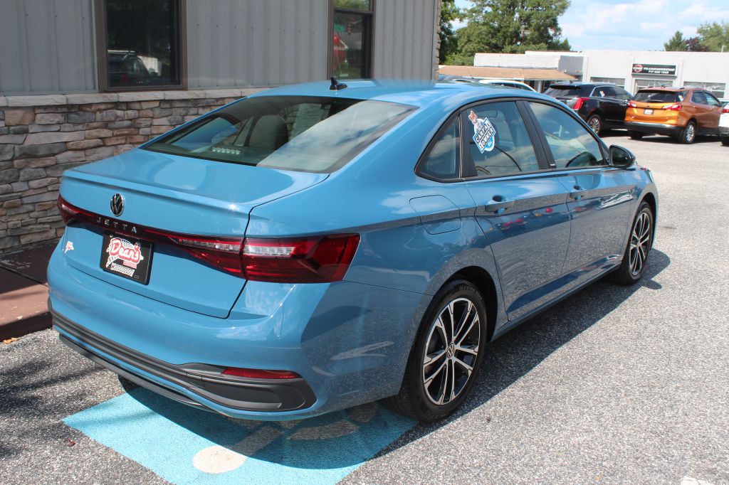2025 Volkswagen Jetta Image 5