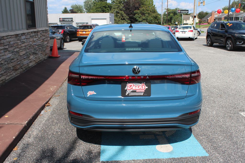 2025 Volkswagen Jetta Image 6