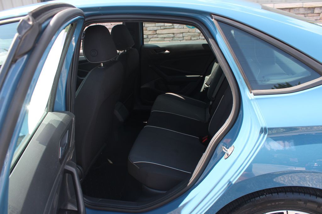 2025 Volkswagen Jetta Image 11