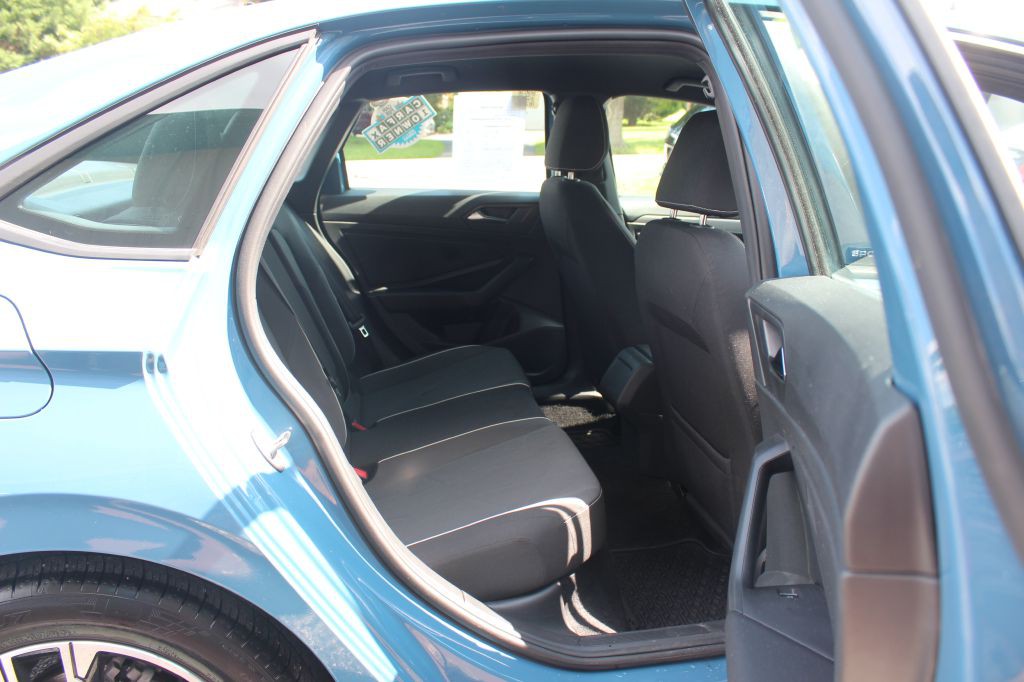 2025 Volkswagen Jetta Image 14
