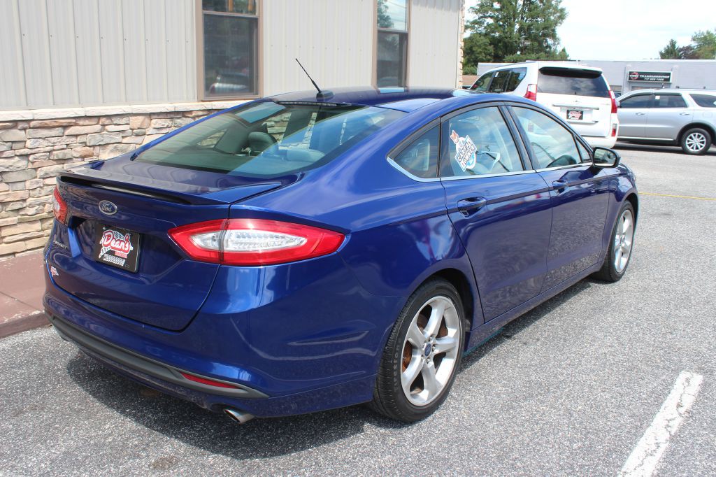 2016 Ford Fusion Image 5