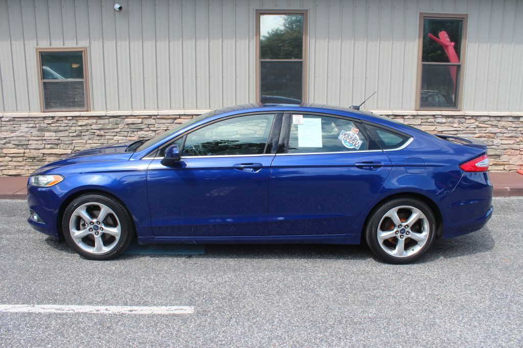 2016 Ford Fusion Image 8