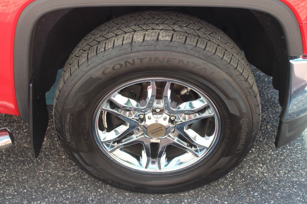 2015 GMC Sierra Image 23