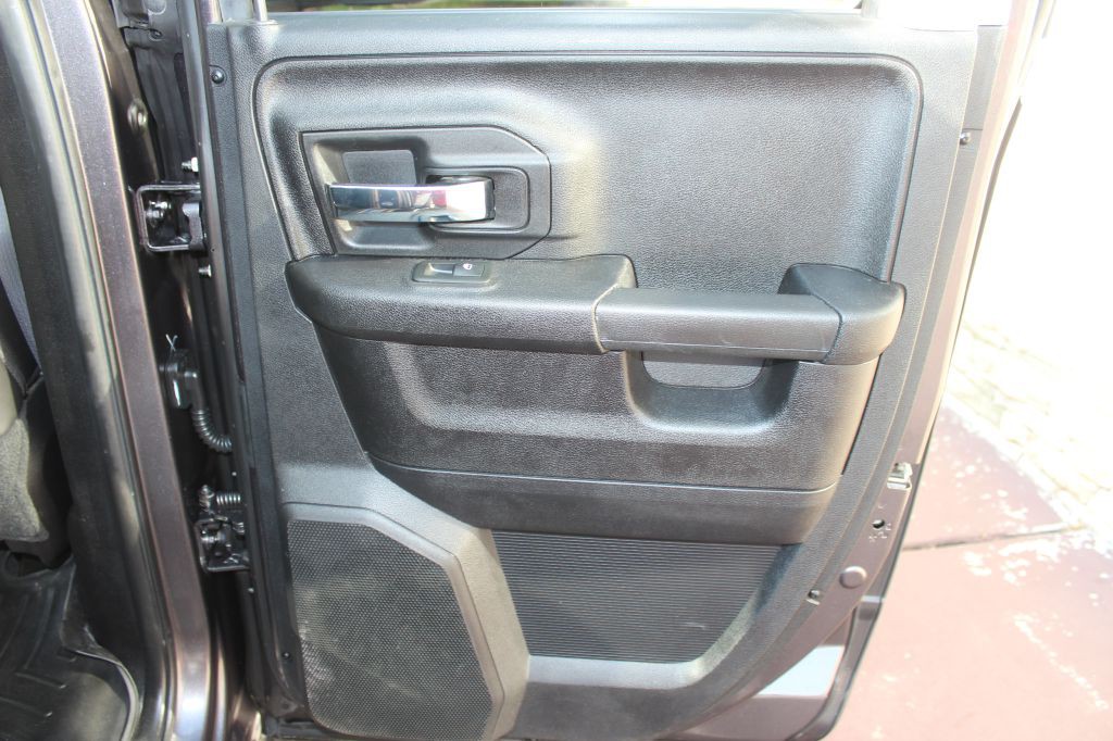 2016 RAM 1500 Image 15