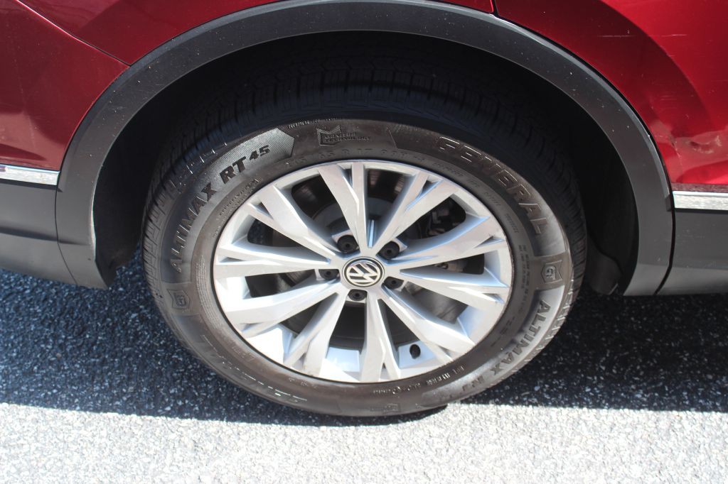 2018 Volkswagen Tiguan Image 24