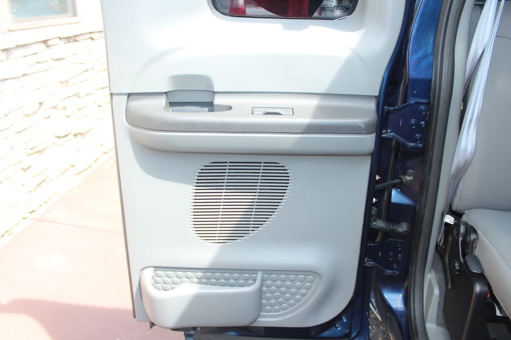 2004 Ford F-250 Image 14