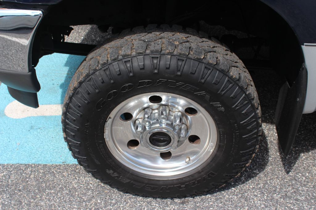 2004 Ford F-250 Image 20
