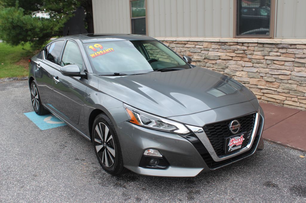 2019 Nissan Altima Image 3