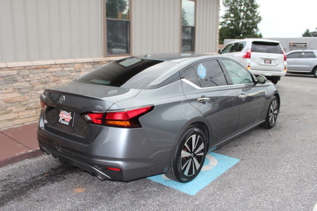 2019 Nissan Altima Image 5