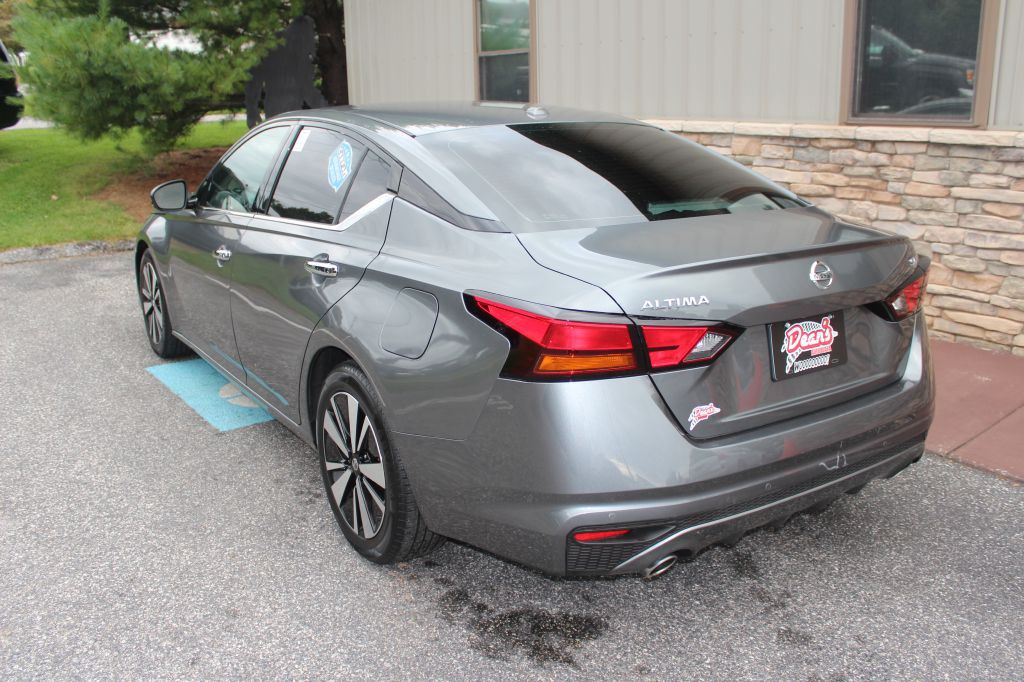 2019 Nissan Altima Image 7