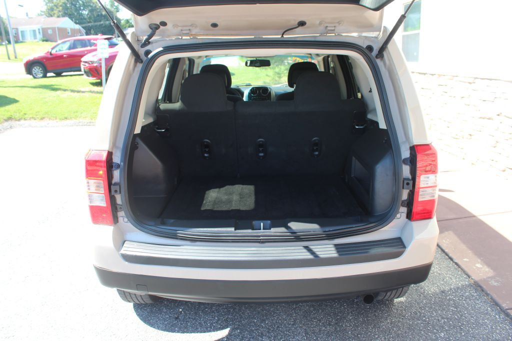 2017 Jeep Patriot Image 13