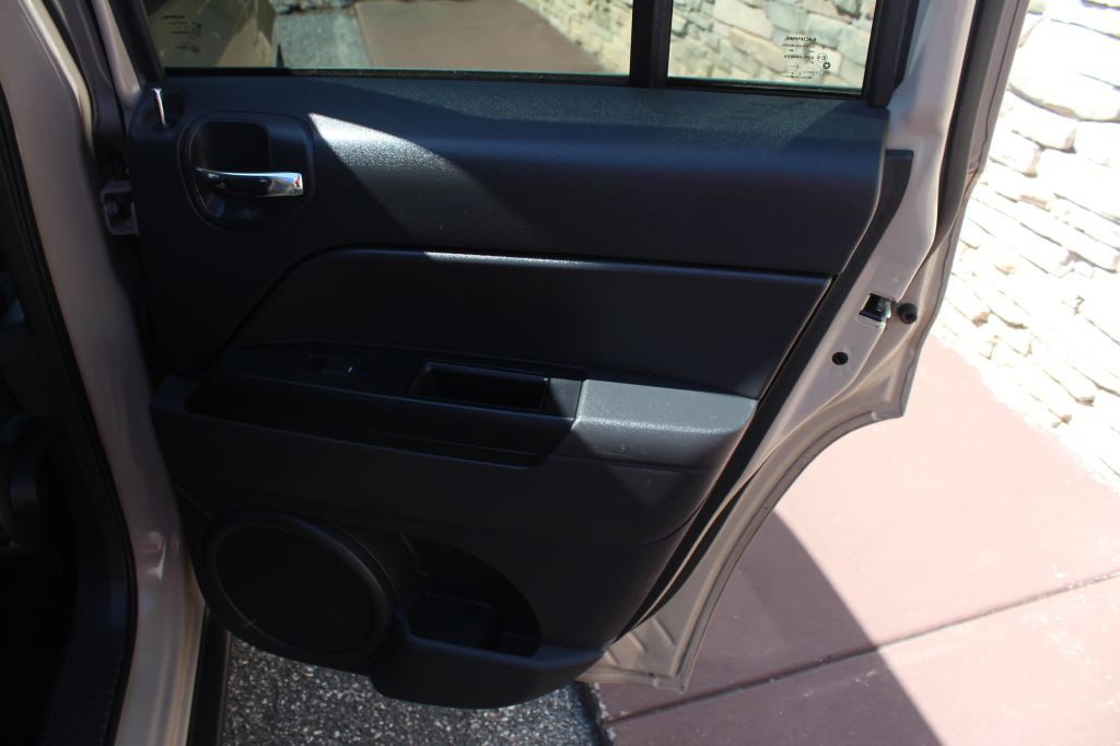 2017 Jeep Patriot Image 15