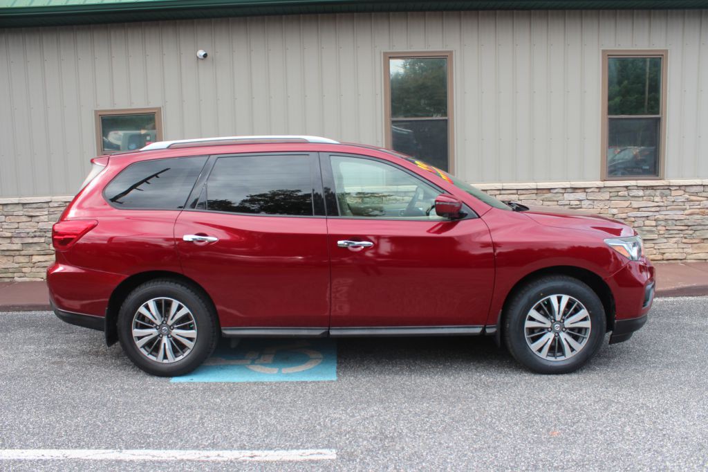 2019 Nissan Pathfinder Image 4