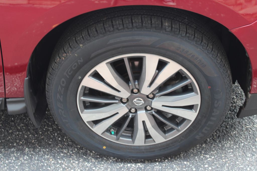 2019 Nissan Pathfinder Image 23