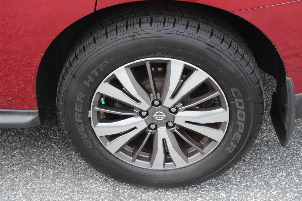 2019 Nissan Pathfinder Image 25