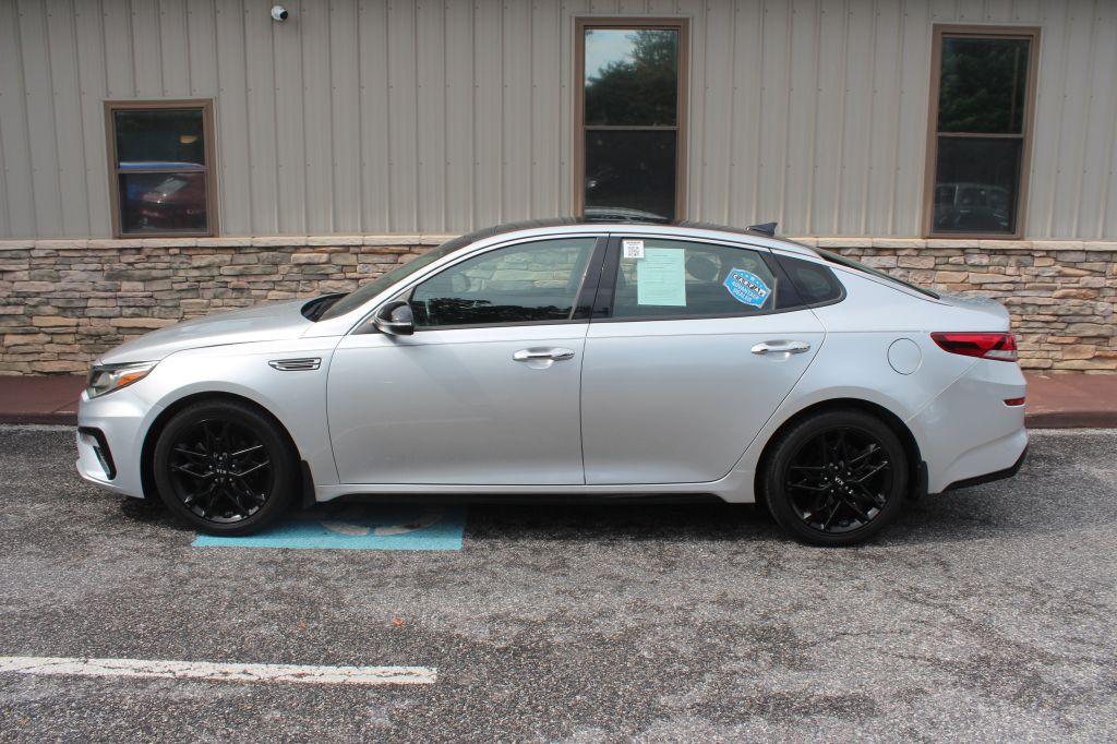 2020 Kia Optima Image 8