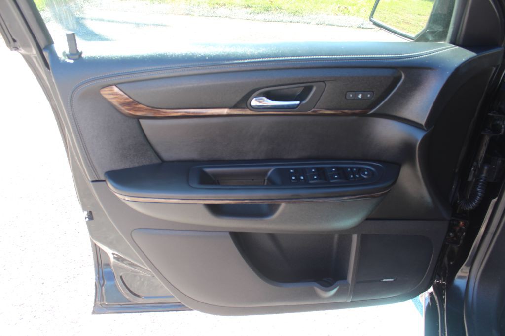 2013 GMC Acadia Image 10