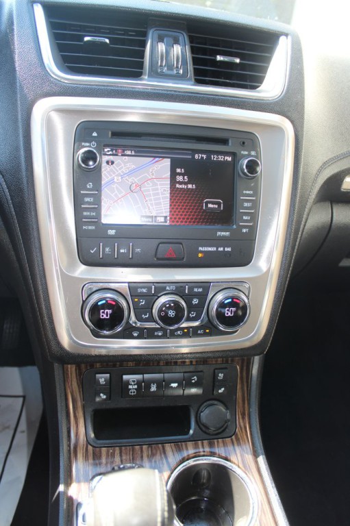 2013 GMC Acadia Image 21