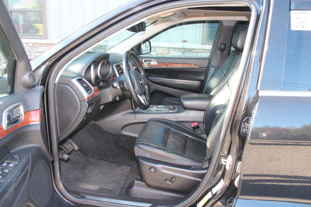 2012 Jeep Grand Cherokee Image 9