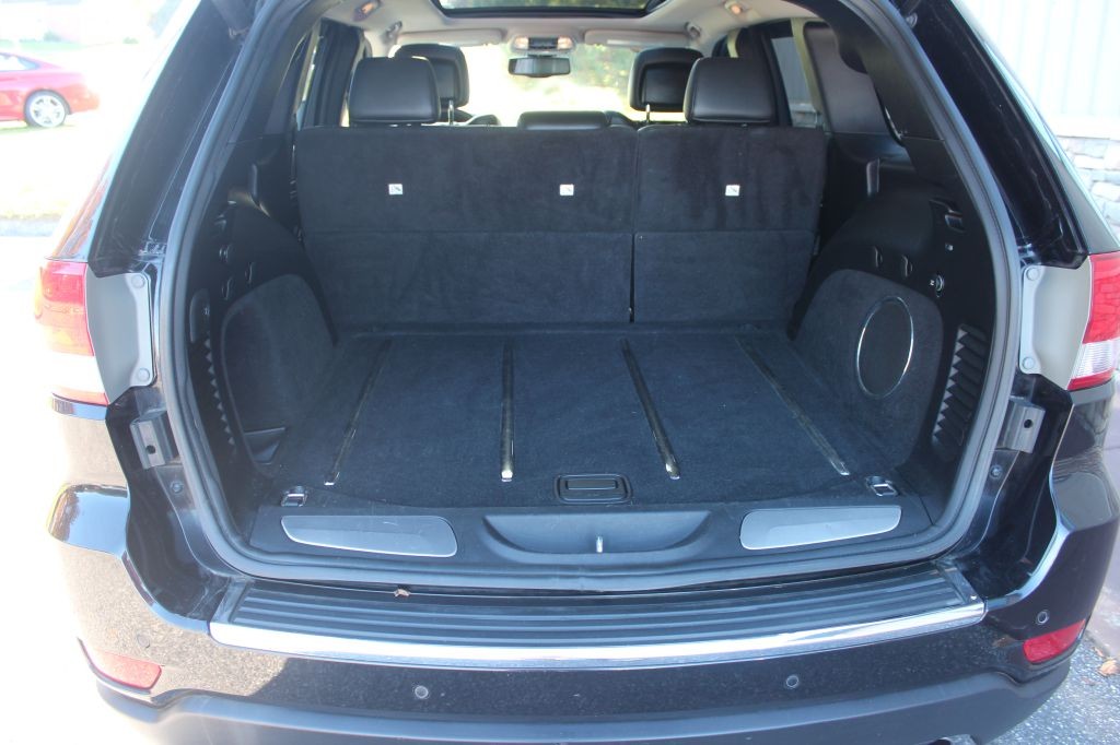 2012 Jeep Grand Cherokee Image 13