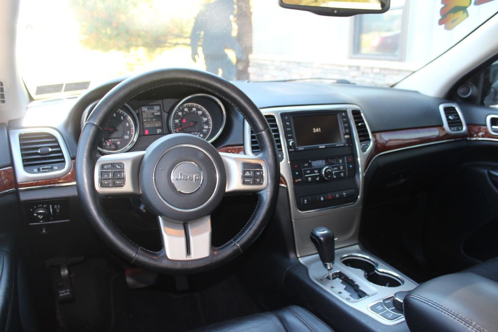 2012 Jeep Grand Cherokee Image 19