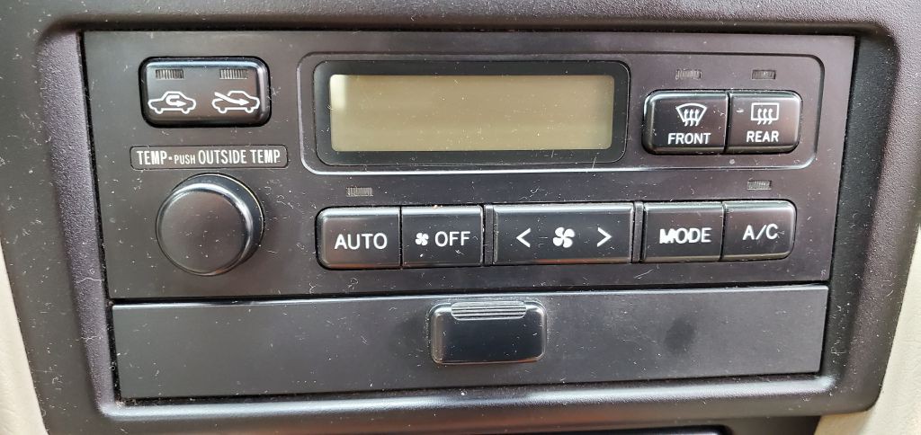 2002 Toyota Solara Image 23