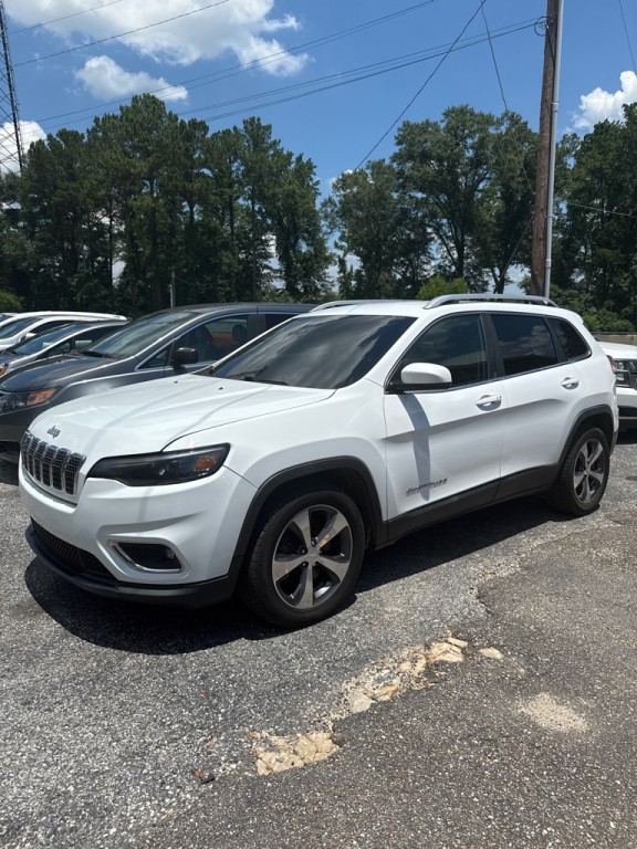 2019 Jeep Cherokee Image 2