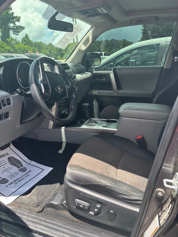 2012 Toyota 4Runner Image 3