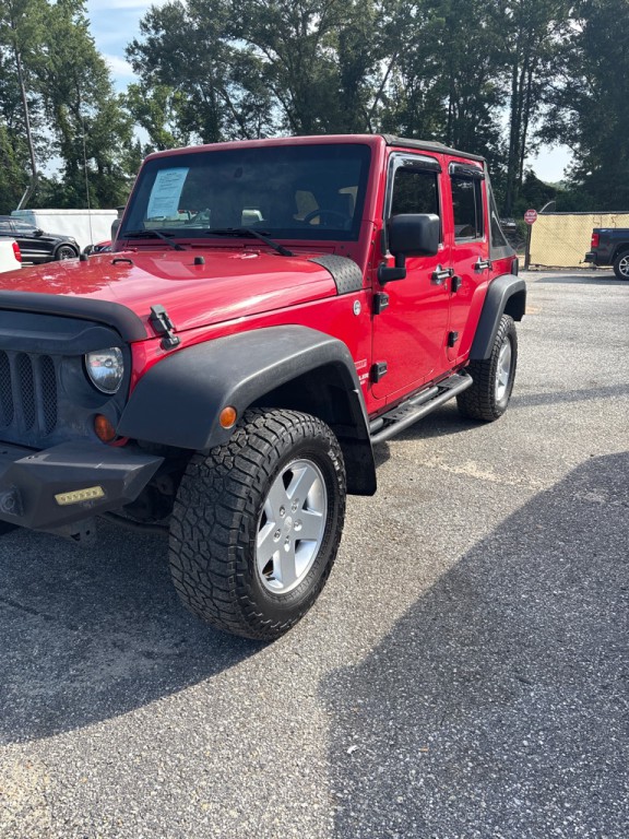 2010 Jeep Wrangler Unlimited Image 2