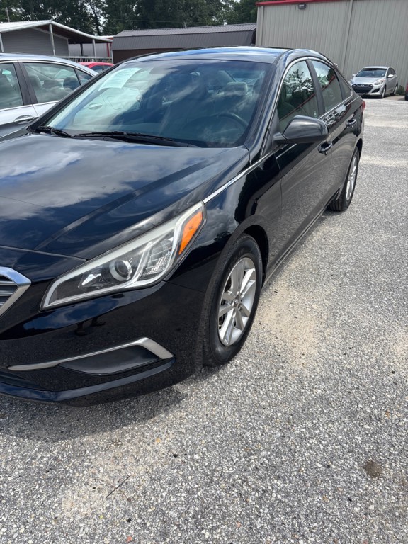 2016 Hyundai Sonata Image 2